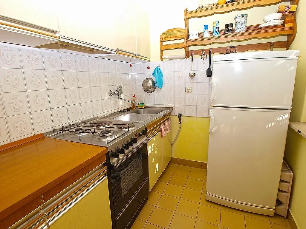 Apartments Pula 926 Croatia